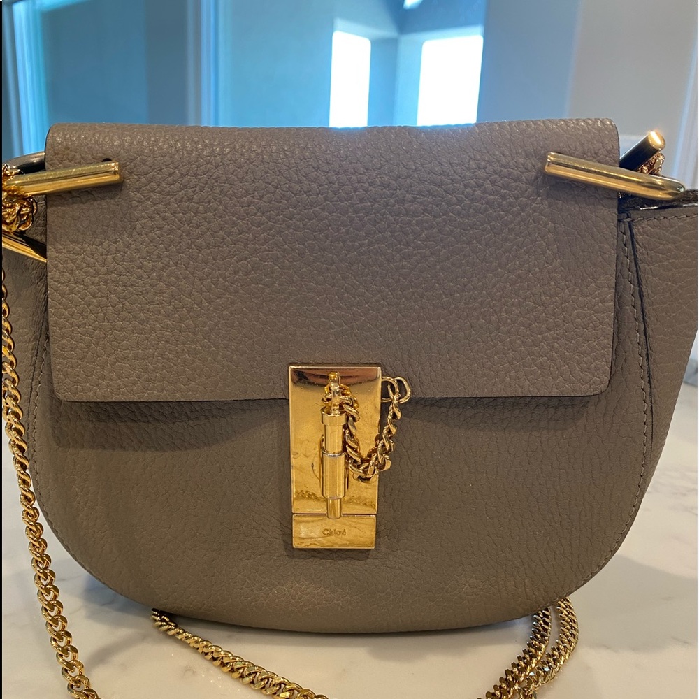 Chloe Drew Mini Shoulder Bag in Motty Grey